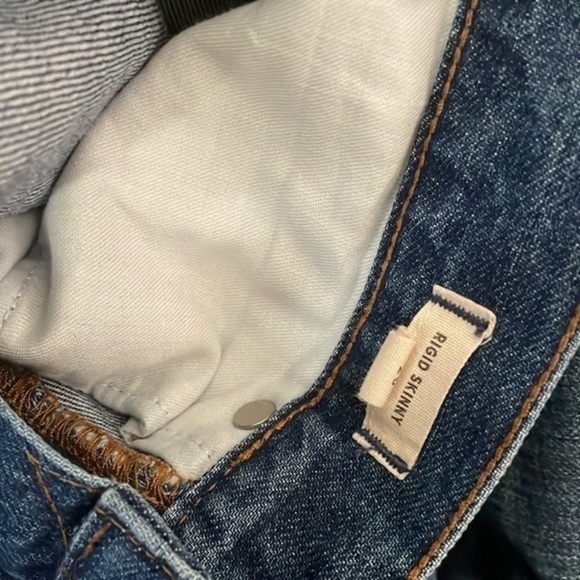 Madewell Rigid Skinny Jeans - Picture 3 of 3